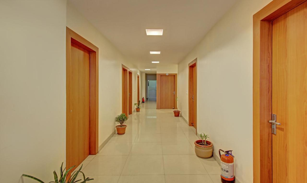 Treebo Tms Residency Hotel Új-Delhi Kültér fotó